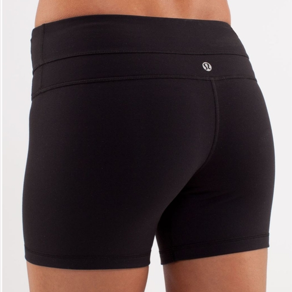 lululemon athletica Pants - Lululemon Groove Shorts
